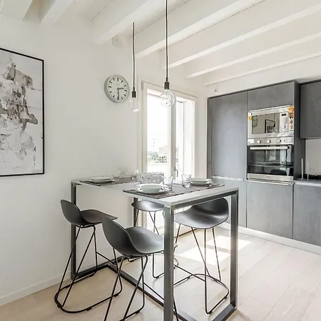 Carlo D'adda By Halldis Lejlighed Milano
